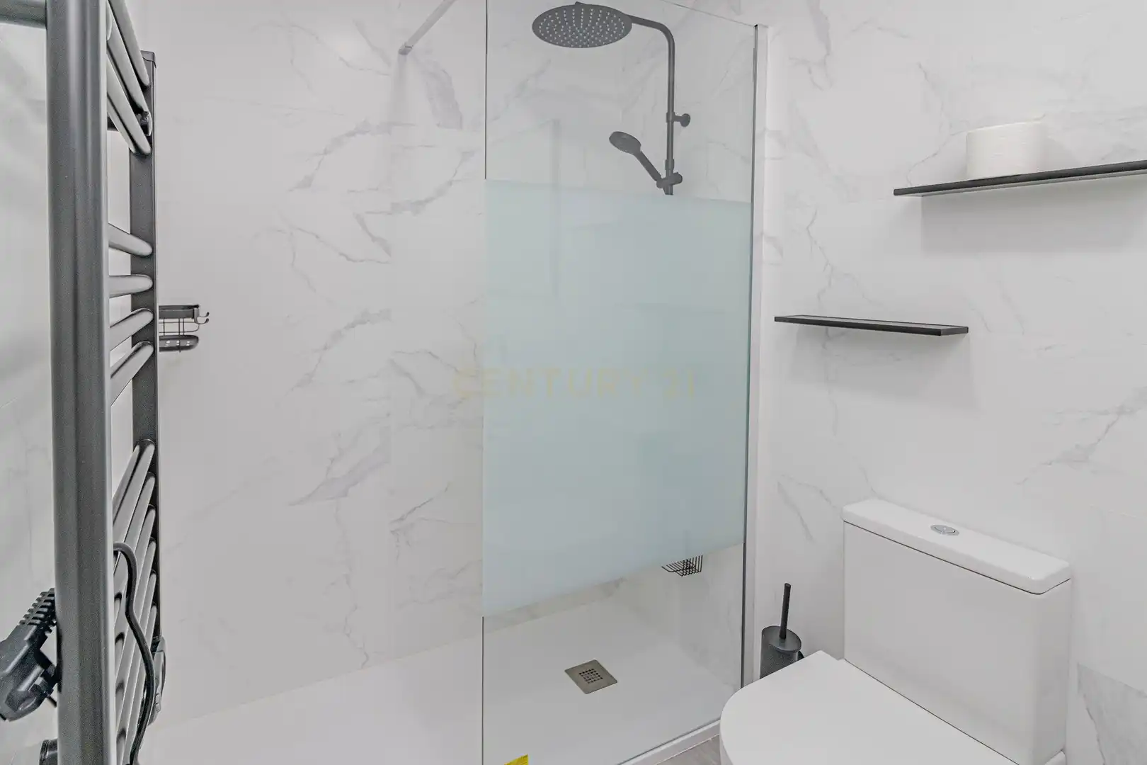 Bathroom of Houses for rent in Calpe / Calp  with Air Conditioner, Private garden and Swimming Pool
