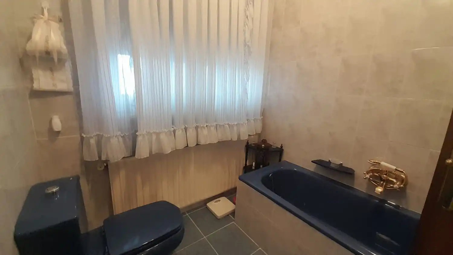 Adossat amb piscina en venda a Santa Marta de Tormes, imagen 47