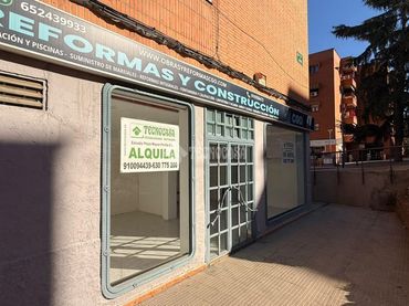 Locale commerciale in vendita a Coslada pueblo