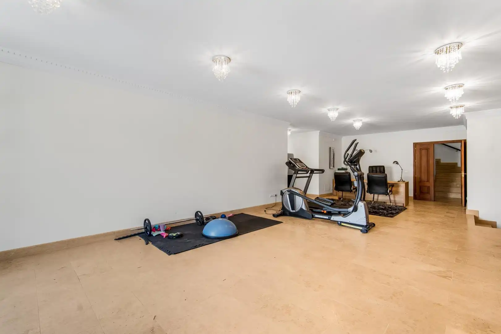Chalet con piscina en venta en La Quinta, imagen 30