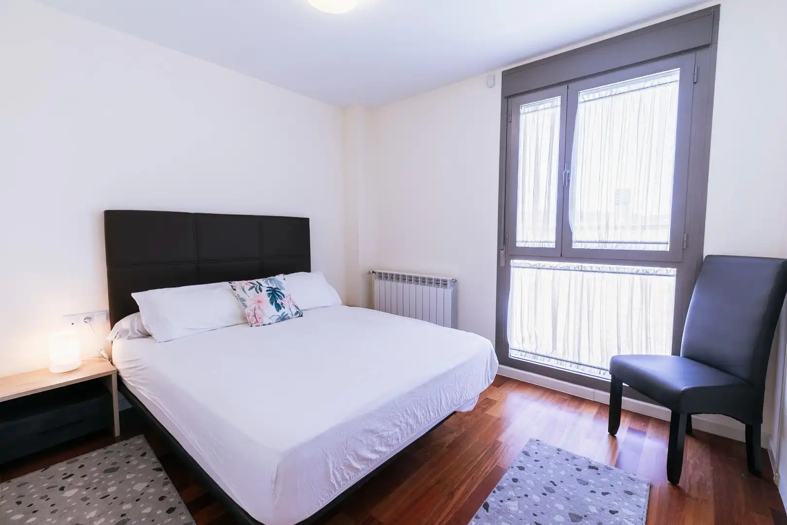 Habitación de Piso en venta en Sabiñánigo con Calefacción, Jardín privado y Terraza