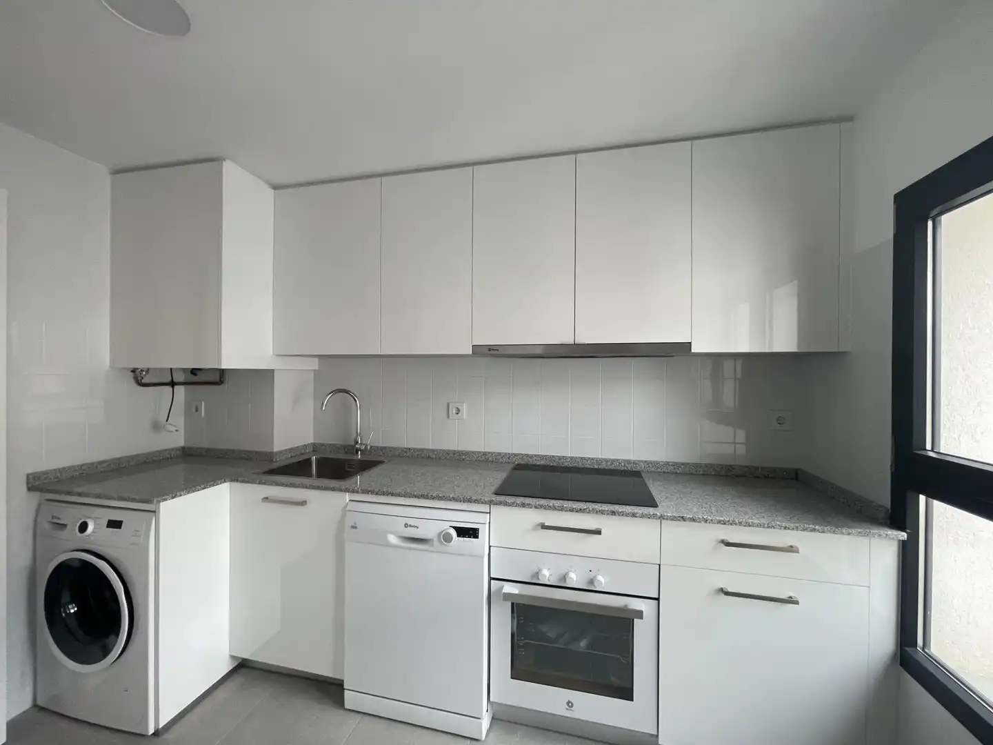Cocina de Apartamento de alquiler en León Capital  con Calefacción, Parquet y Terraza