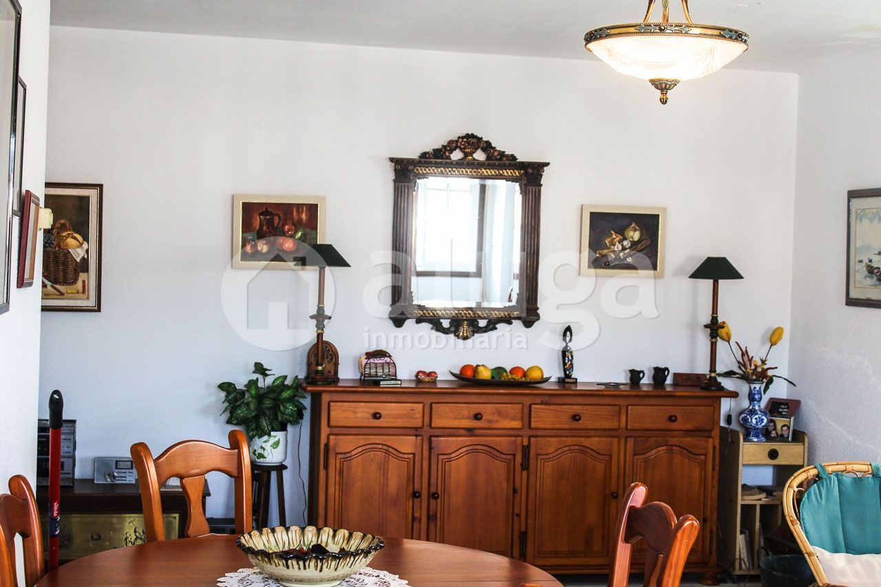 Living room of Attic for sale in Cangas   with Heating, Storage room and Furnished