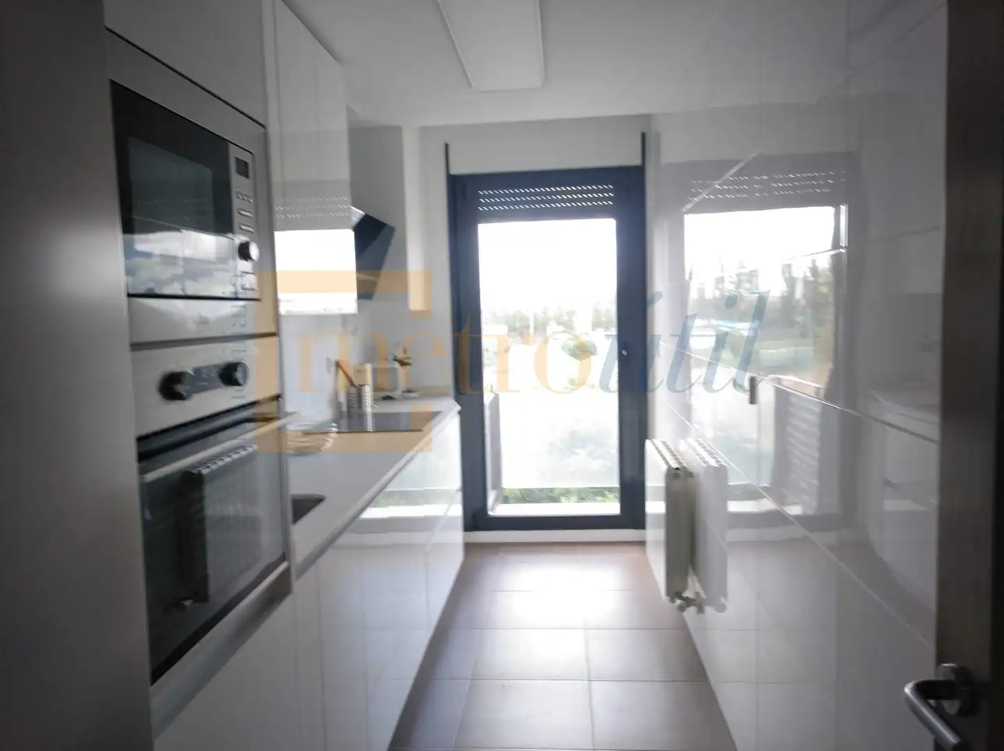 Flat for rent in Calle Juan Maluquer, La Platina- Hospital - Campus