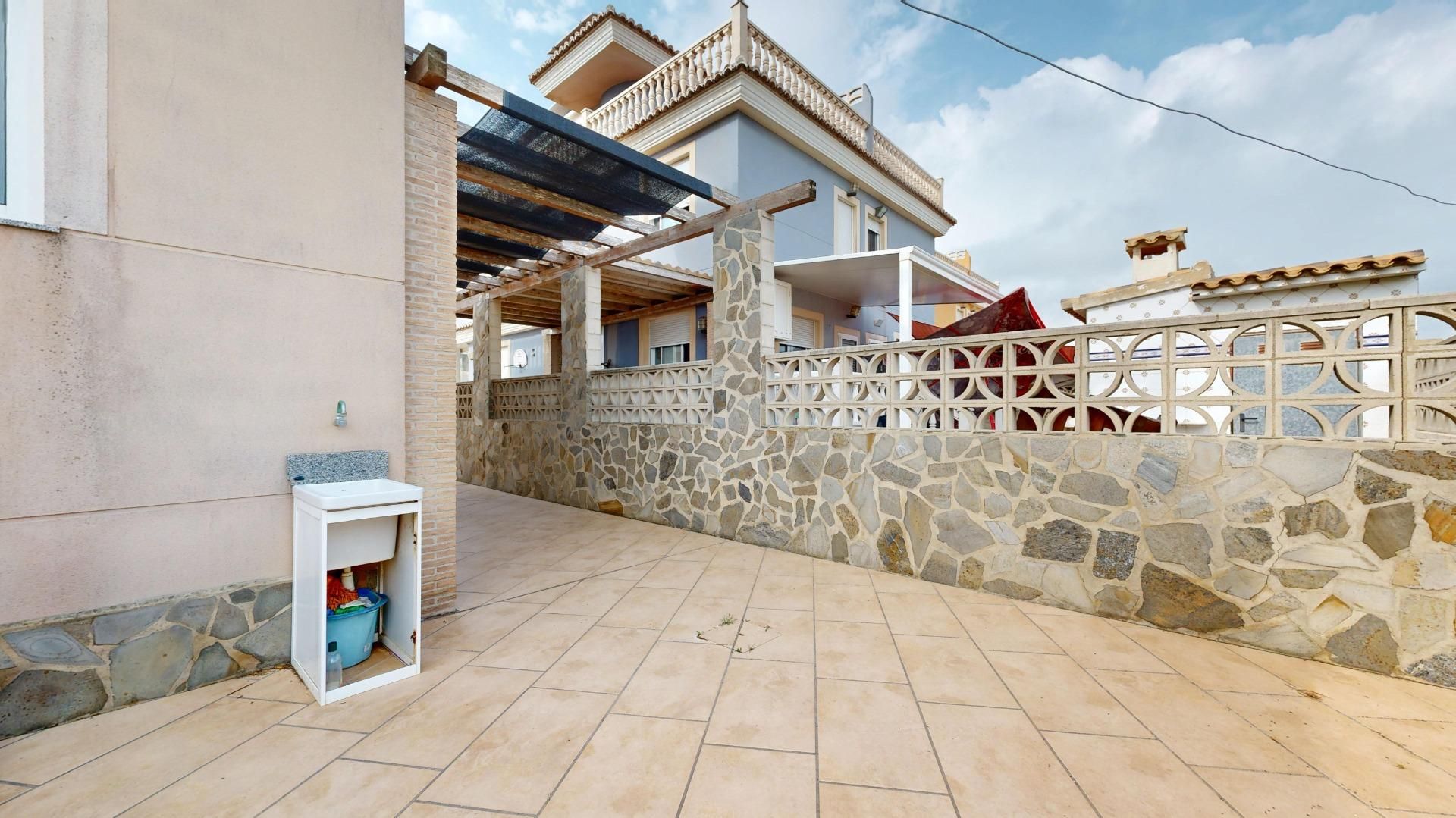 Vista exterior de Casa o chalet en venta en Cullera con Aire acondicionado, Terraza y Balcón