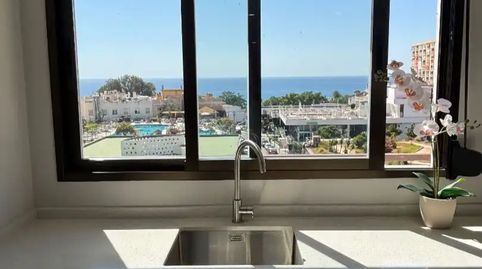 Foto 2 de Piso en venta en Plaza de la Nogalera, 1, El Bajondillo, Torremolinos