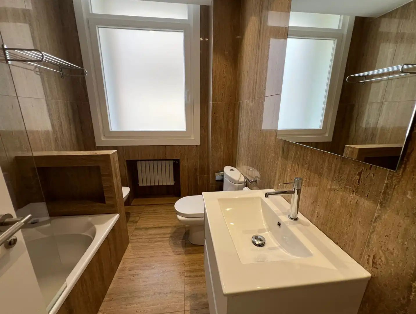 Baño de Piso de alquiler en Valencia con Aire acondicionado y Amueblado
