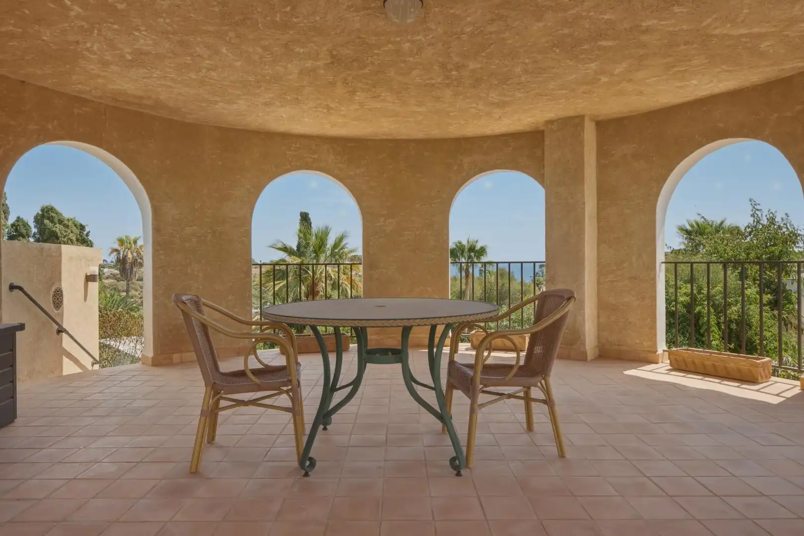 Villa con piscina in vendita a Carrer les Orquídies, imagen 4