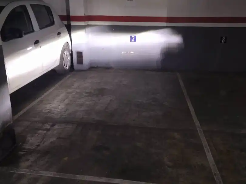 Einzelparkplatz zum Verkauf in Carrer de Conca 85
