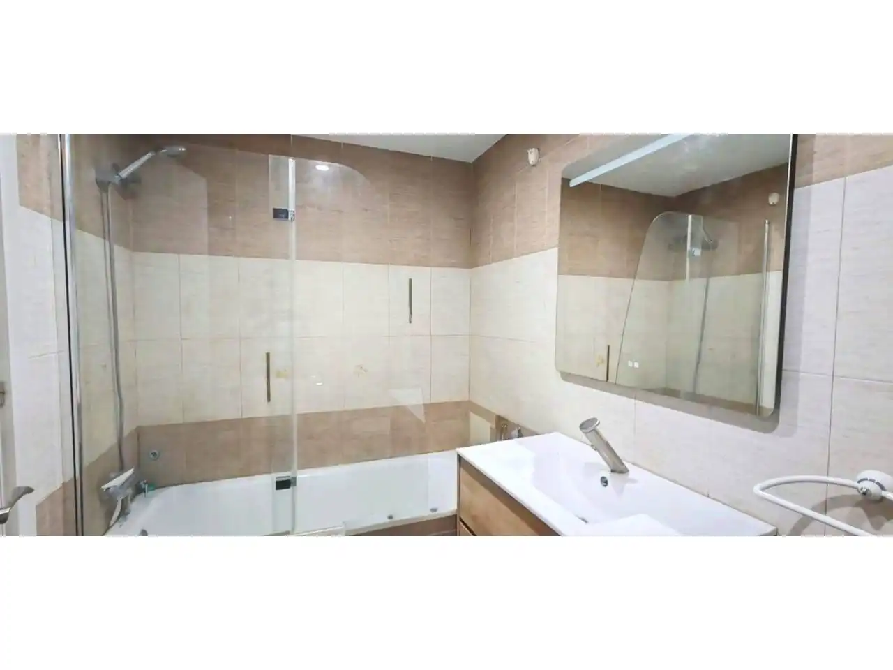 Baño de Ático en venta en Sils con Aire acondicionado, Calefacción y Terraza