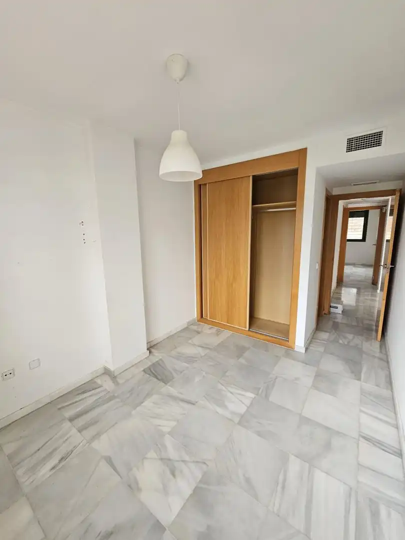 Piso en venta en Nerja con Calefacción, Terraza y Trastero