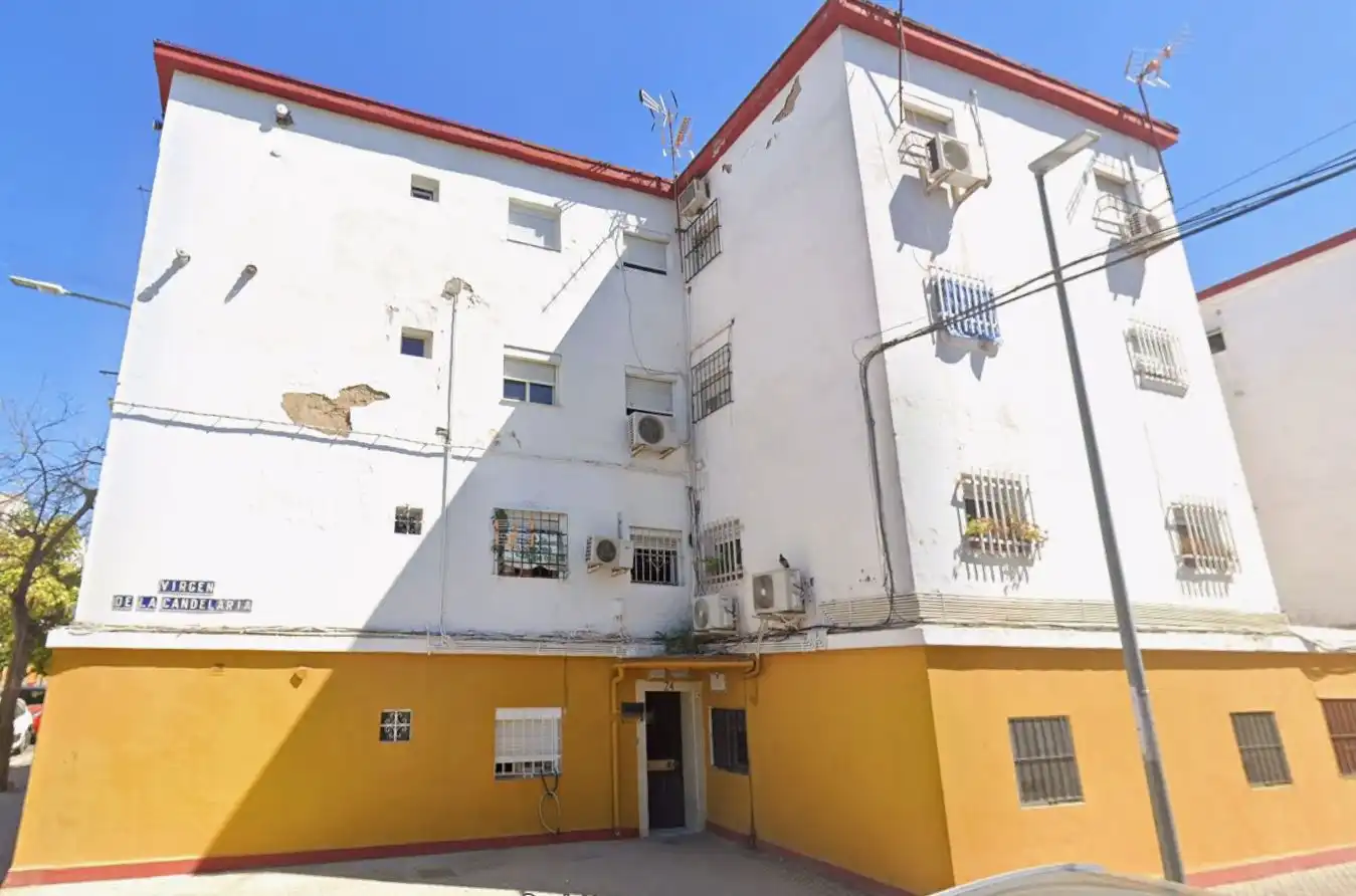 Vista exterior de Apartament en venda en Sevilla