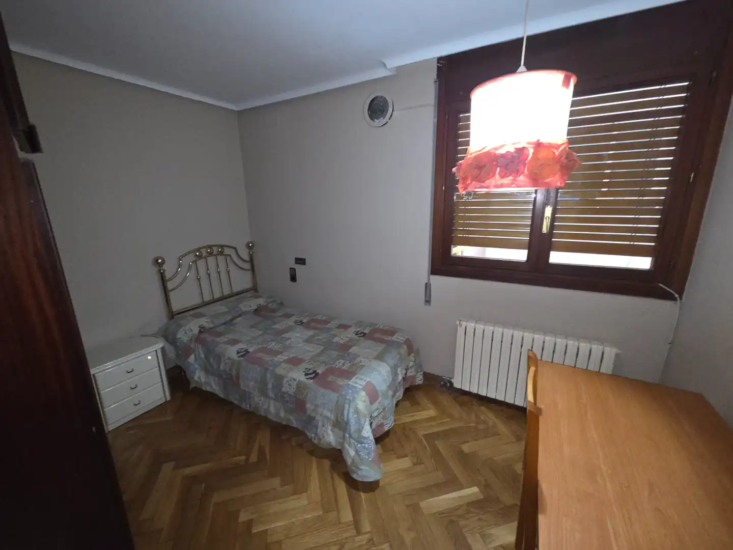 Habitación de Piso en venta en Teruel con Calefacción