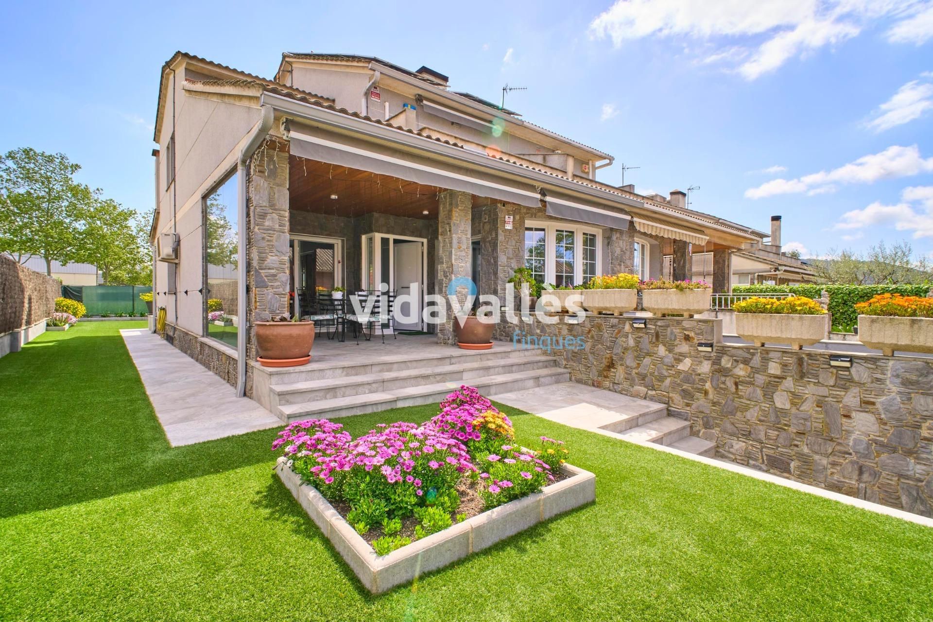Jardín de Casa adosada en venta en Cardedeu con Calefacción, Jardín privado y Trastero
