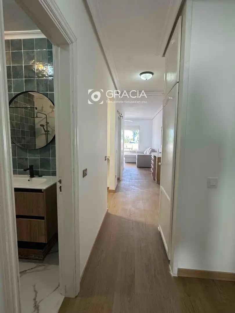 Piso de alquiler en Arona con Terraza, Piscina y Amueblado