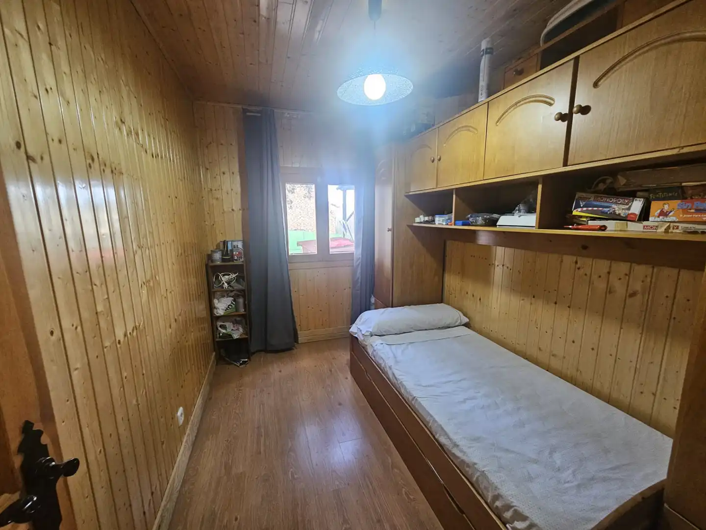 Habitación de Casa o chalet en venta en Fuentenovilla con Jardín privado, Piscina y Amueblado