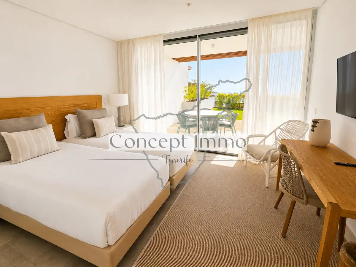 Habitación de Planta baja en venta en Guía de Isora con Aire acondicionado, Jardín privado y Terraza