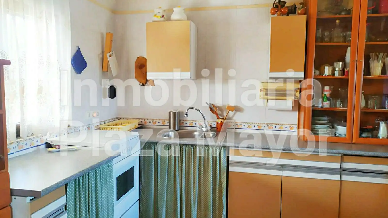 Cocina de Casa o chalet en venta en Calvarrasa de Arriba con Jardín privado