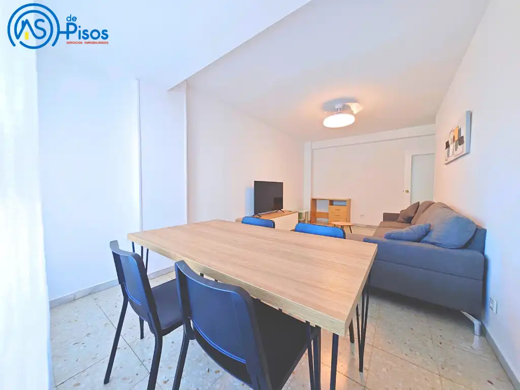Flat for rent in Calle de Felisa Galé, 2, La Jota