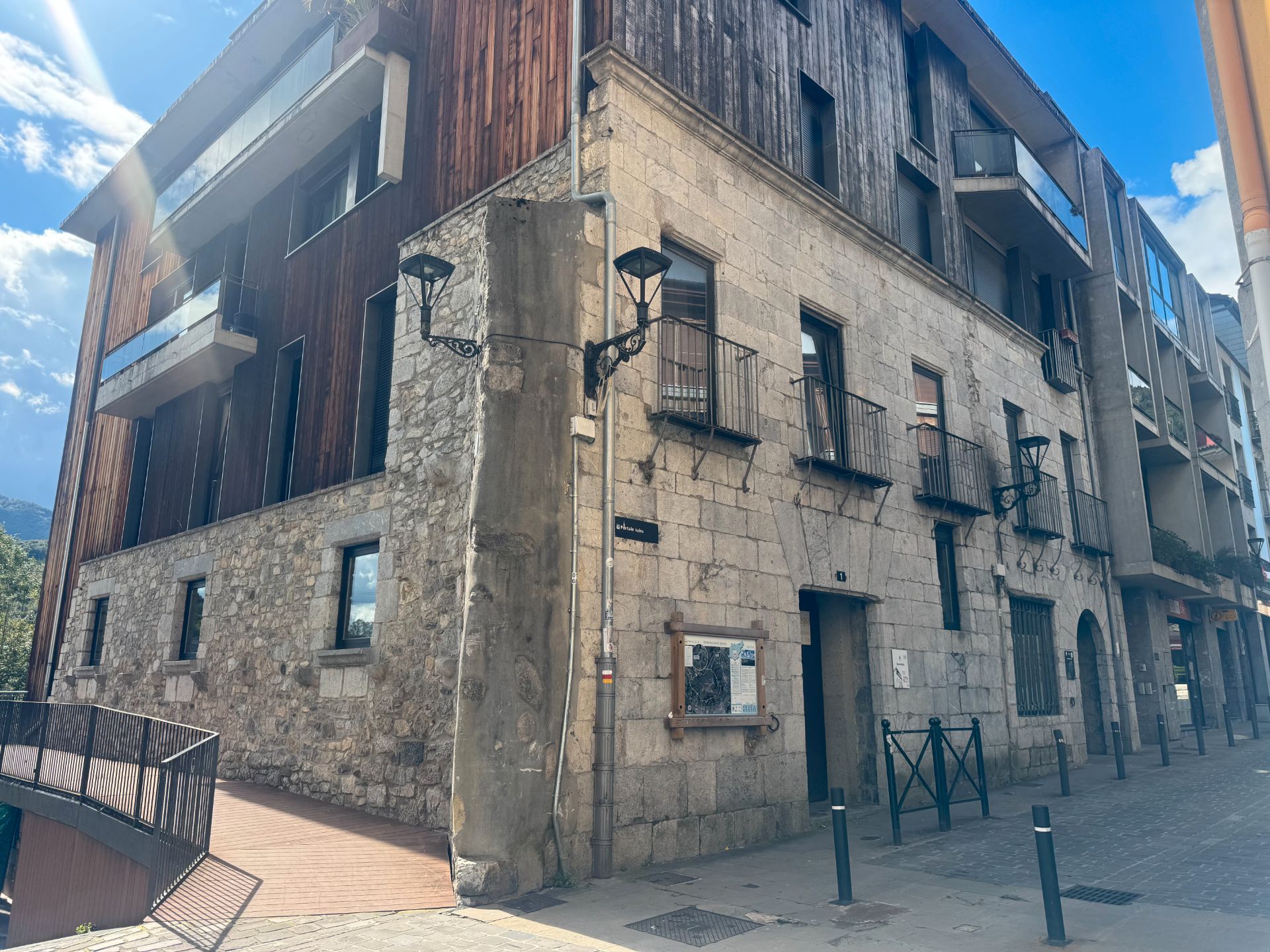 Vista exterior de Pis en venda en Zestoa amb Moblat, Forn i Rentadora
