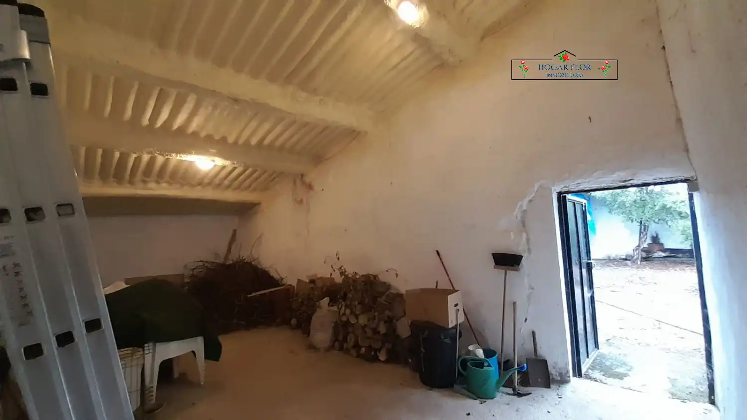 Houses for sale in La Sagrada   with Storage room