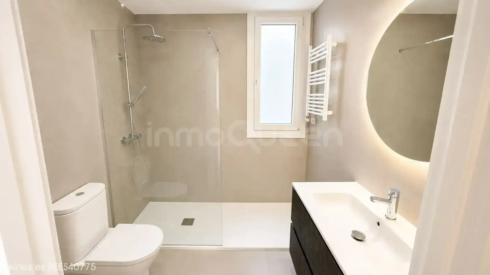 Baño de Piso de alquiler en Zaragoza con Calefacción y Amueblado