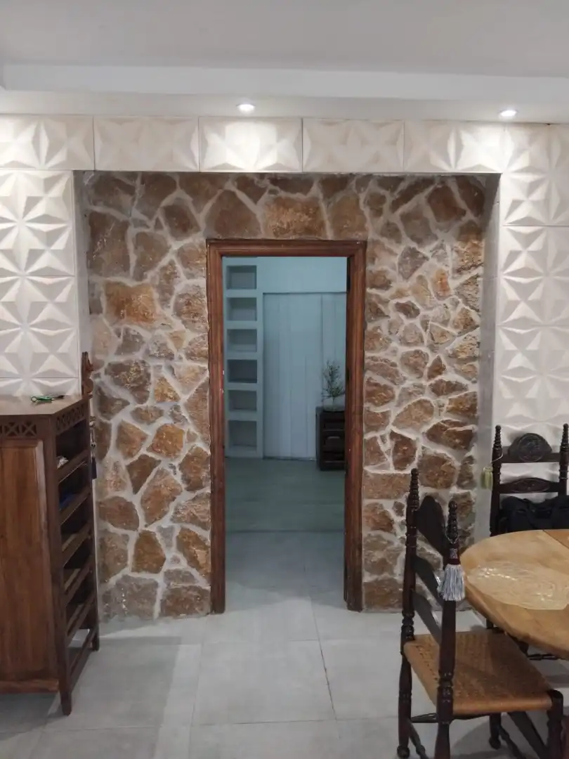 Houses for sale in Algeciras  with Air Conditioner, Terrace and Furnished