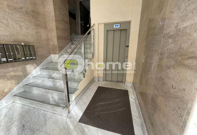 Piso en Venta en Avenida de las Tres Cruces, 19 en La Pantoja