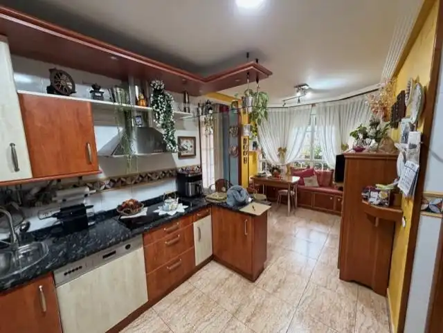 Kitchen of Houses for sale in Villaquilambre  with Air Conditioner, Heating and Private garden