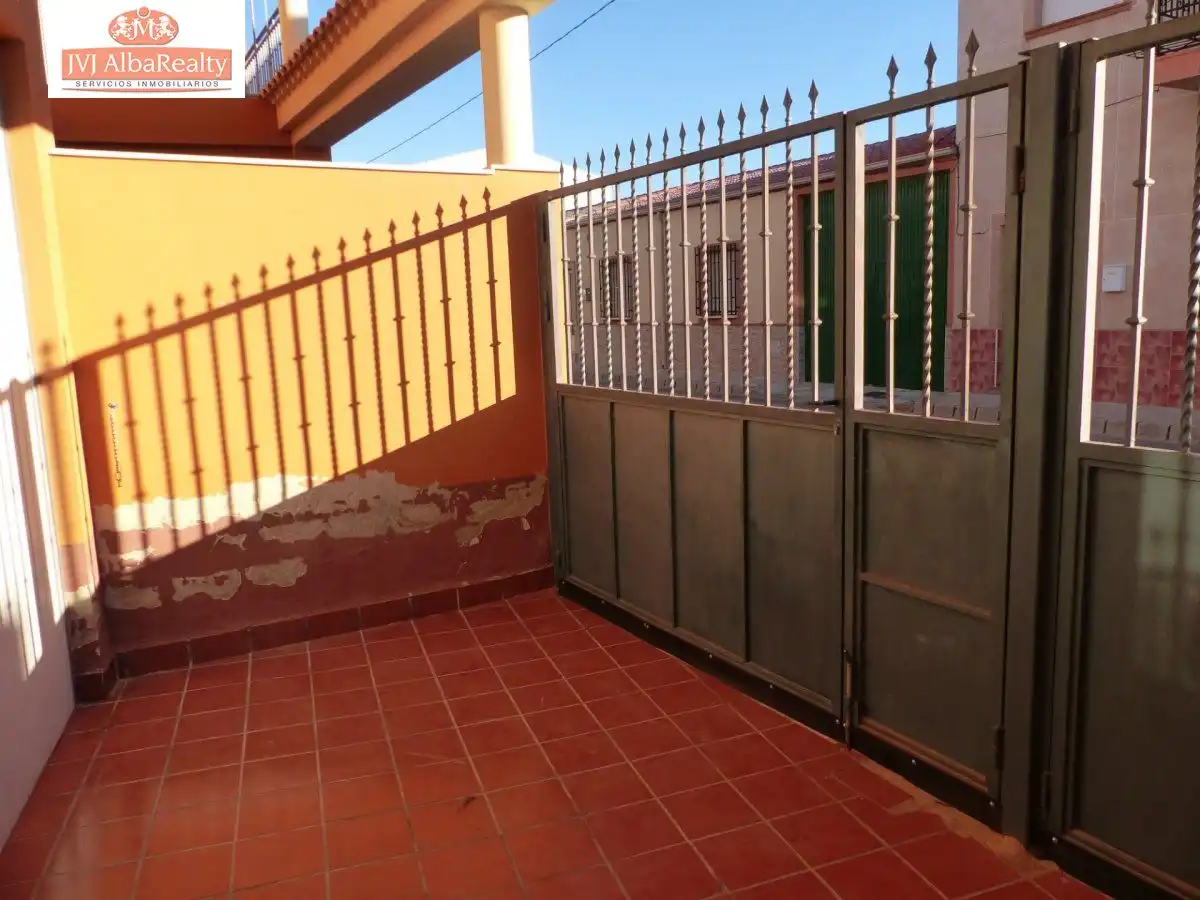 Terraza de Casa adosada en venta en Albacete con Calefacción y Balcón