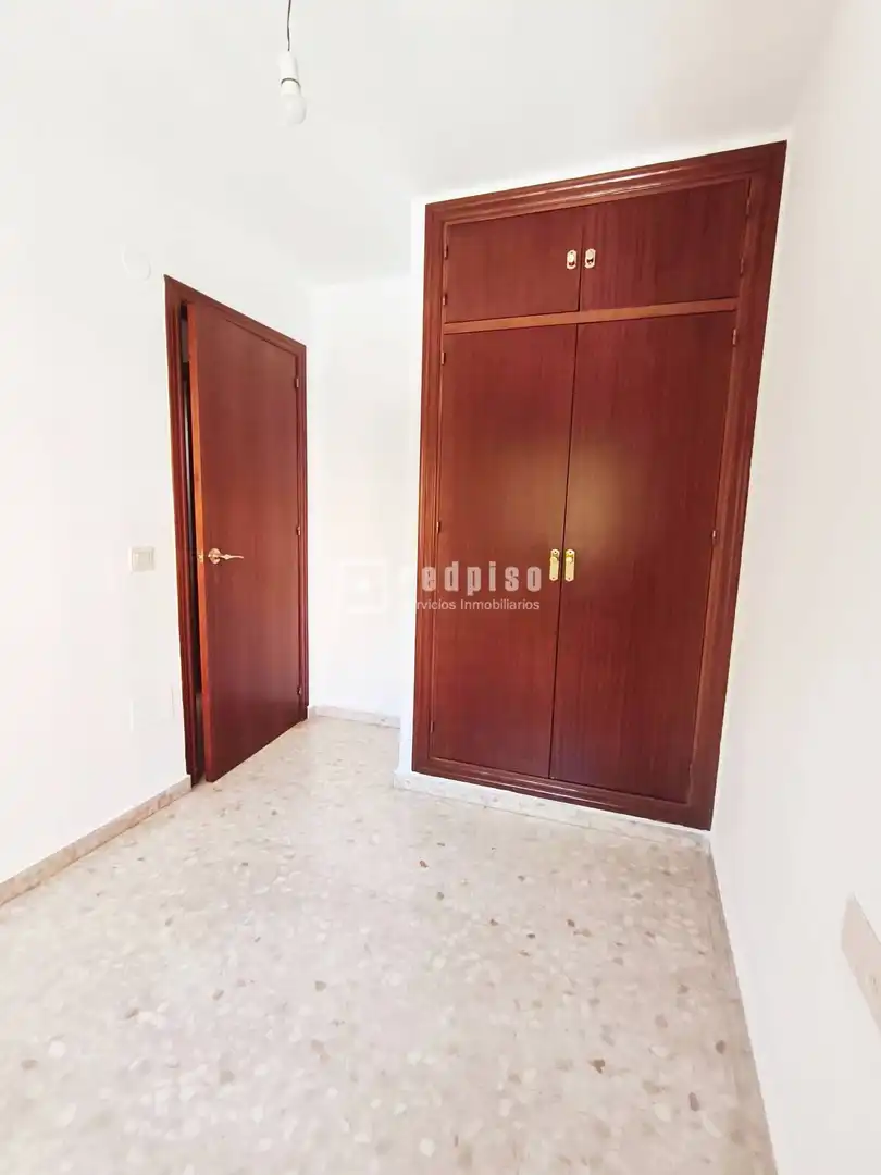 Schlafzimmer von Wohnung zur Miete in Málaga mit Terrasse und Abstellraum