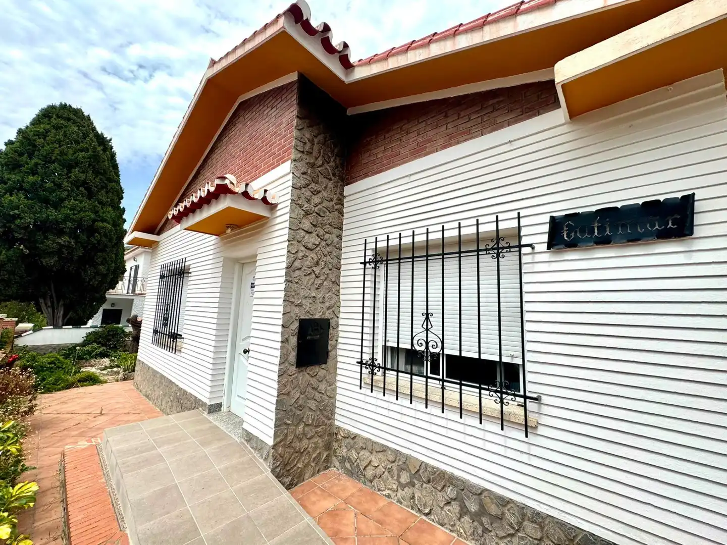 Vista exterior de Casa o chalet en venta en Málaga con Aire acondicionado, Jardín privado y Terraza