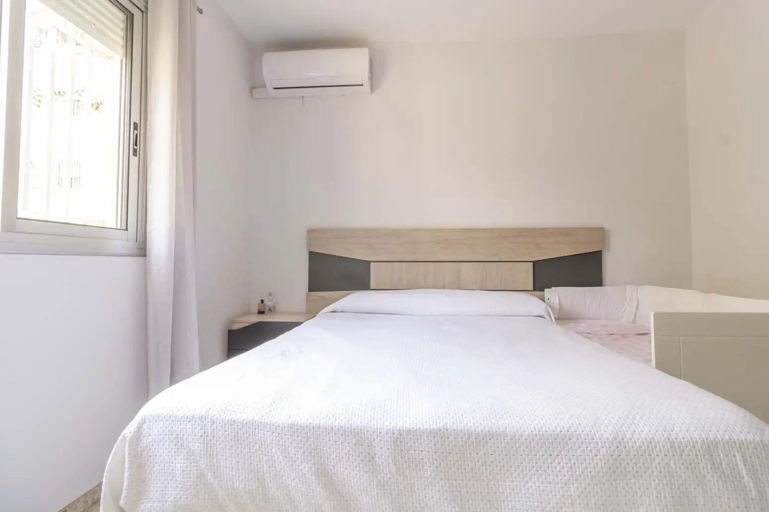 Habitación de Piso en venta en Sevilla con Aire acondicionado y Terraza