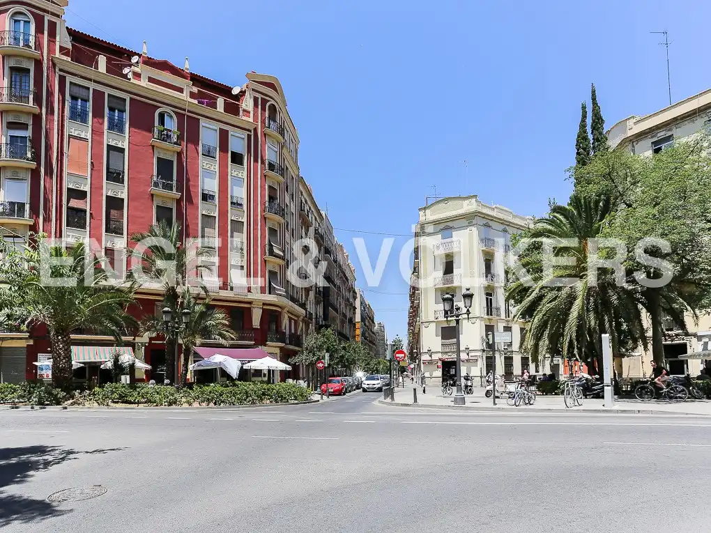 Vista exterior de Pis en venda en Valencia amb Aire condicionat, Calefacció i Parquet