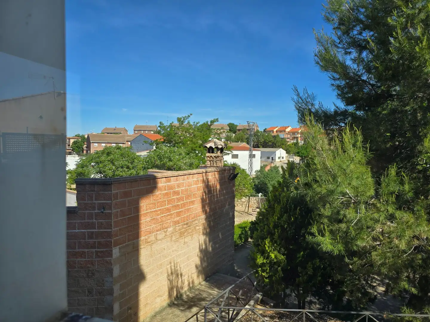 Vista exterior de Piso en venta en Mondéjar con Calefacción
