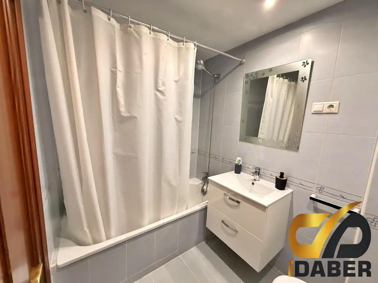 Baño de Piso en venta en Illescas con Aire acondicionado, Calefacción y Trastero
