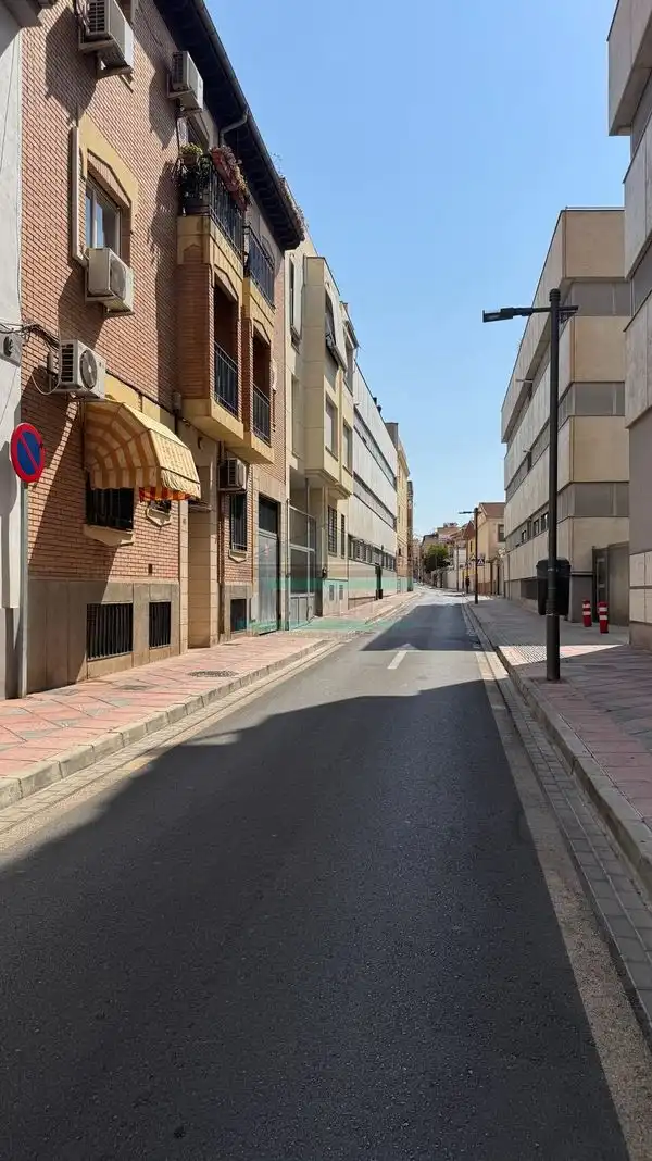 Exterior view of Flat for rent in Armilla  with Air Conditioner, Furnished and Oven