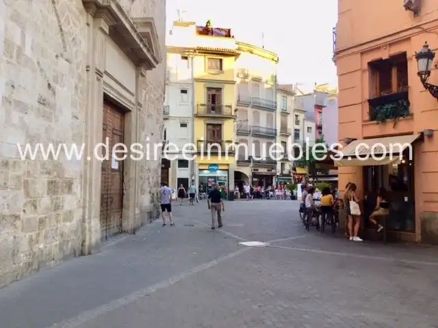 Terreno residencial en venta en Carrer dels Assaonadors, imagen 3