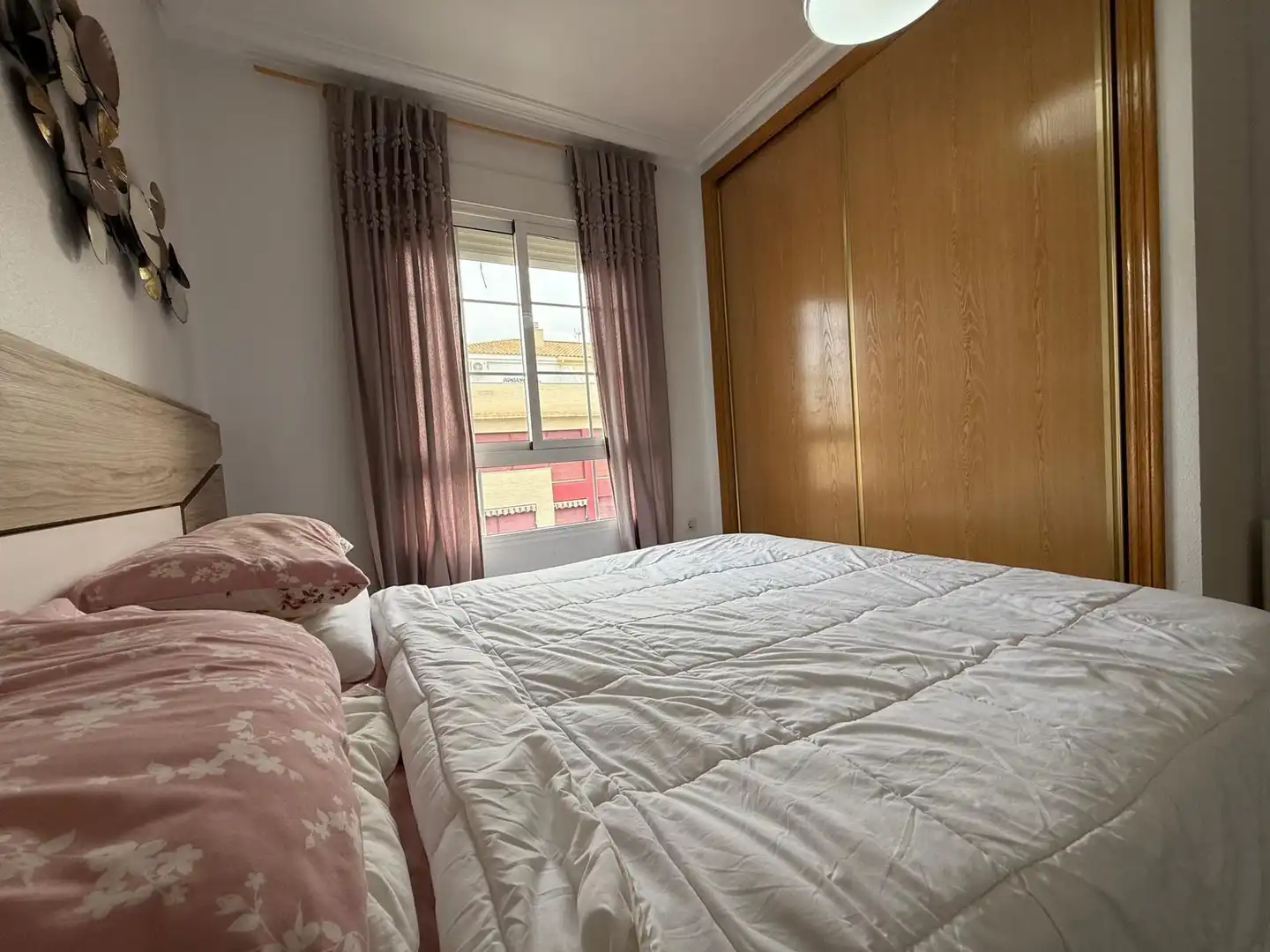 Habitación de Apartamento en venta en San Pedro del Pinatar con Aire acondicionado, Terraza y Balcón