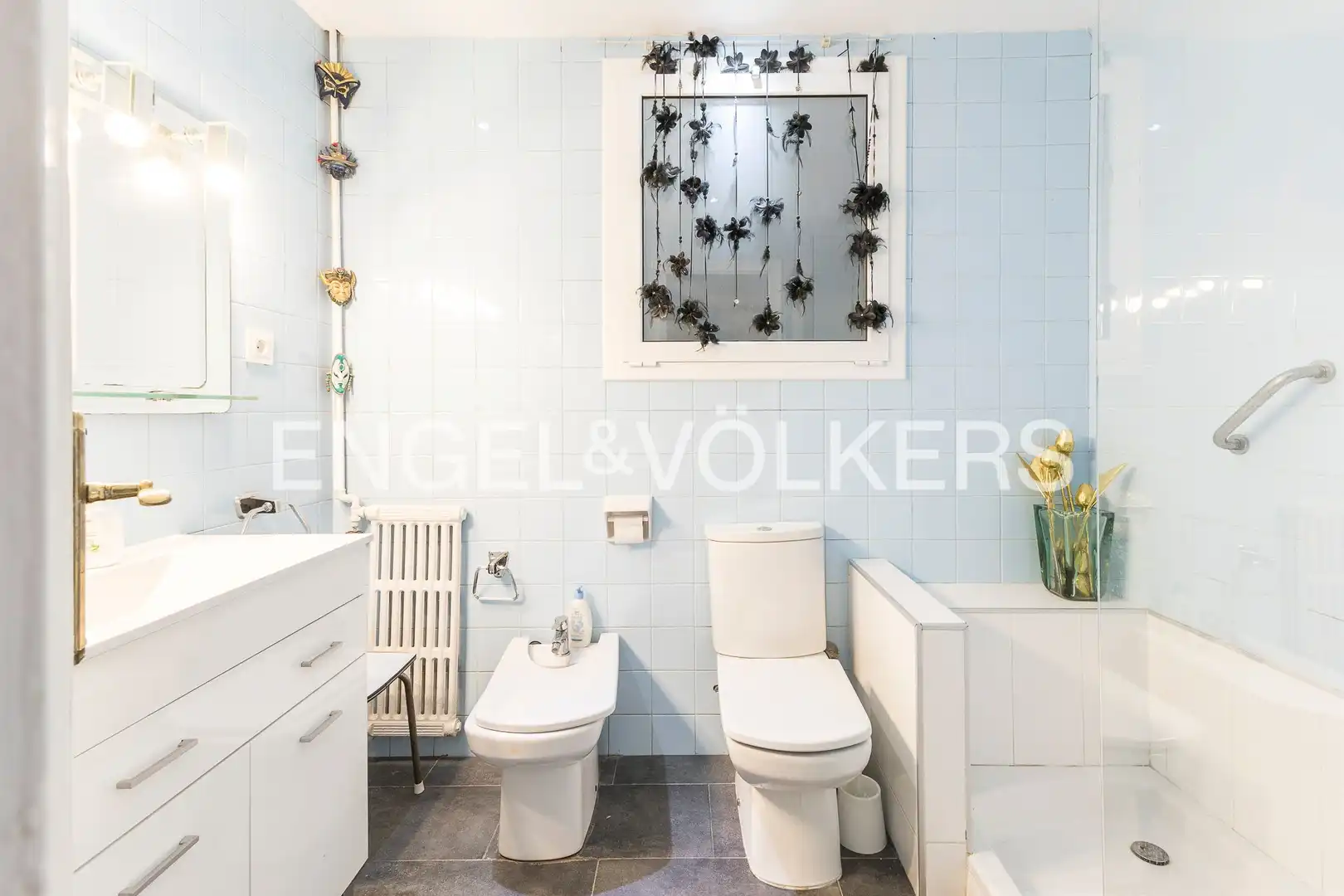 Baño de Piso en venta en Barcelona con Aire acondicionado, Calefacción y Terraza