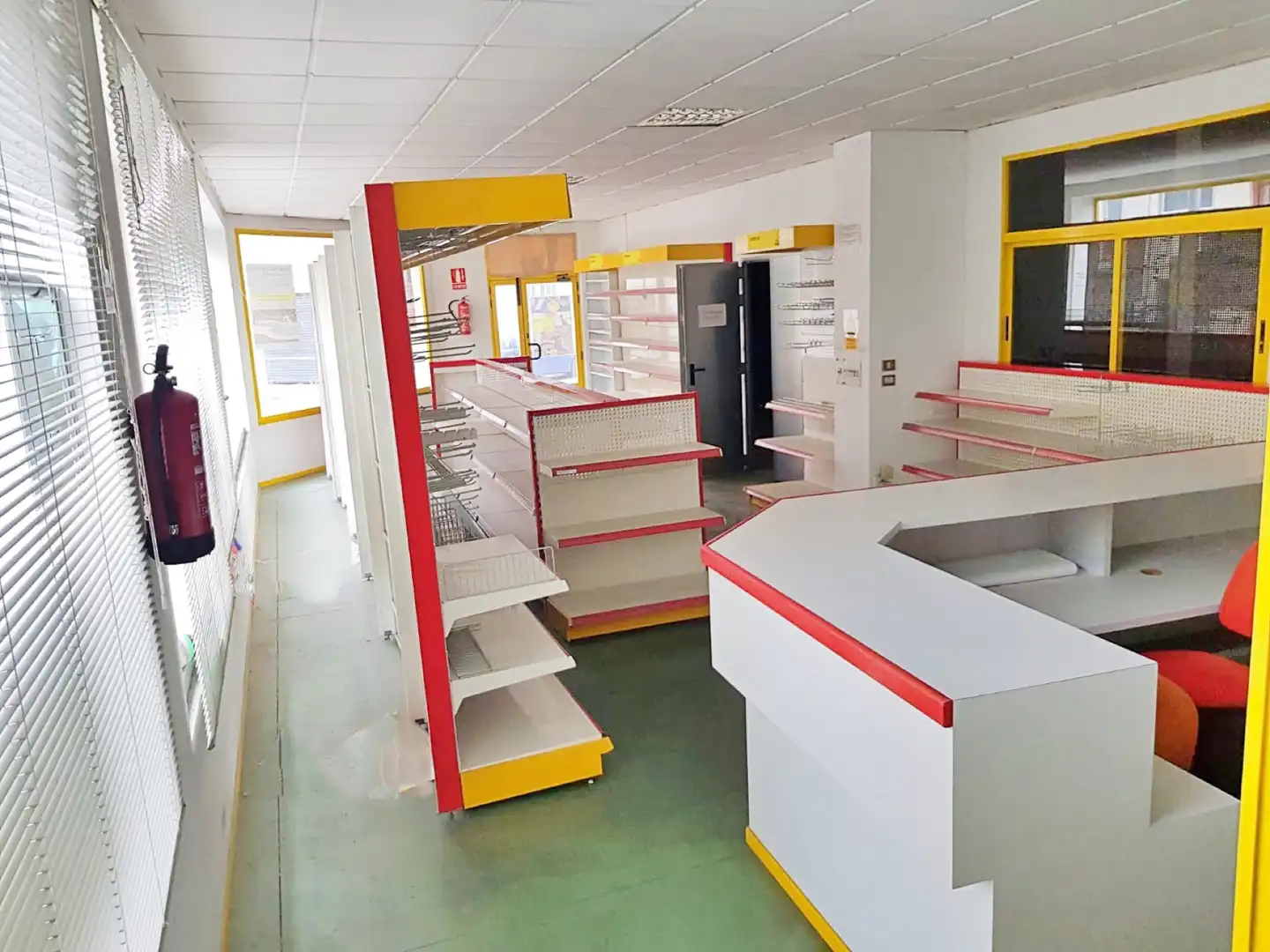 Locale commerciale in vendita a Residencia - Abella, imagen 6