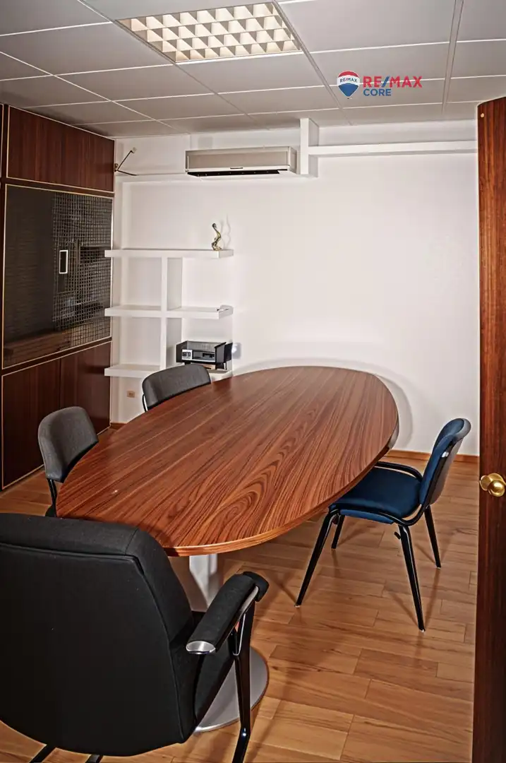 Büro zum Verkauf in Badajoz mit Möbliert