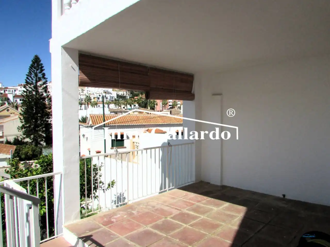 Dormitori de Casa adosada en venda en Rincón de la Victoria amb Jardí privat, Terrassa i Piscina comunitària