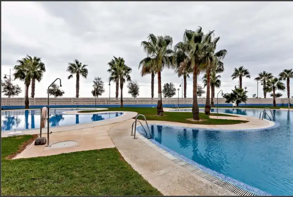 Piscina de Apartamento en venta en El Ejido con Aire acondicionado, Piscina y Balcón