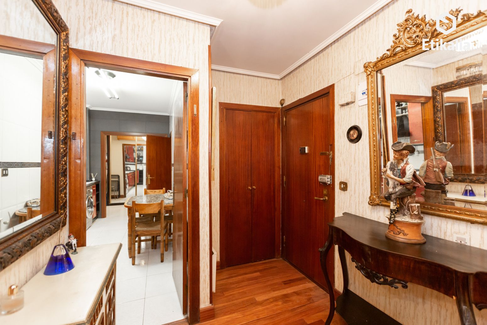 Flat for sale in Bilbao   with Heating