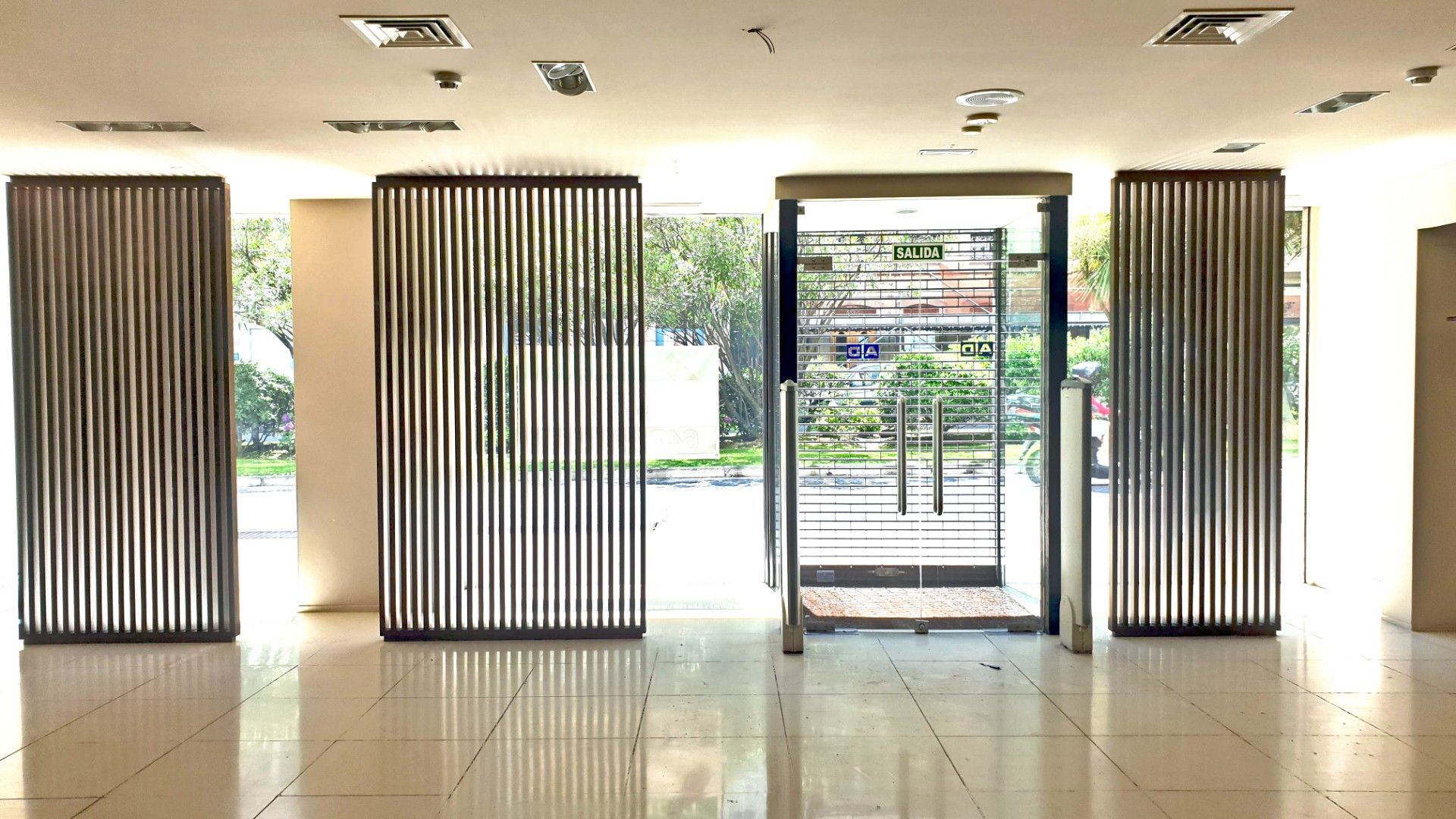 Premises for sale in A Coruña Capital 