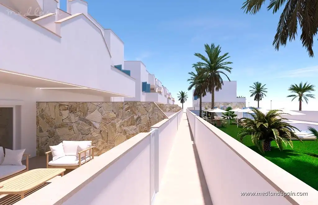 Jardín de Apartamento en venta en Pilar de la Horadada con Terraza y Piscina comunitaria