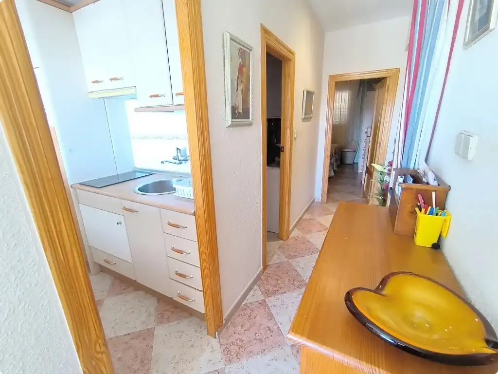 Küche von Wohnung zum Verkauf in Bellreguard mit Balkon und Gemeinschaftspool
