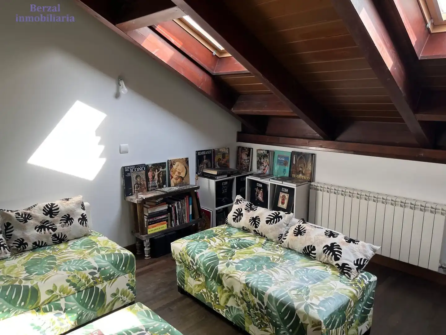 Living room of Duplexes for sale in Sojuela  with Heating, Private garden and Terrace
