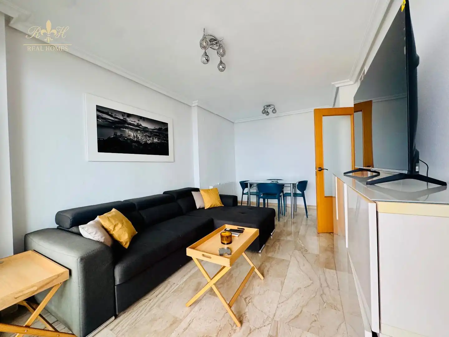 Wohnzimmer von Wohnung zur Miete in Benidorm mit Klimaanlage, Heizung und Schwimmbad